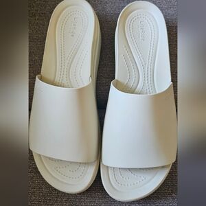 CROCS Cream Brooklyn Wedge Slide Sandals